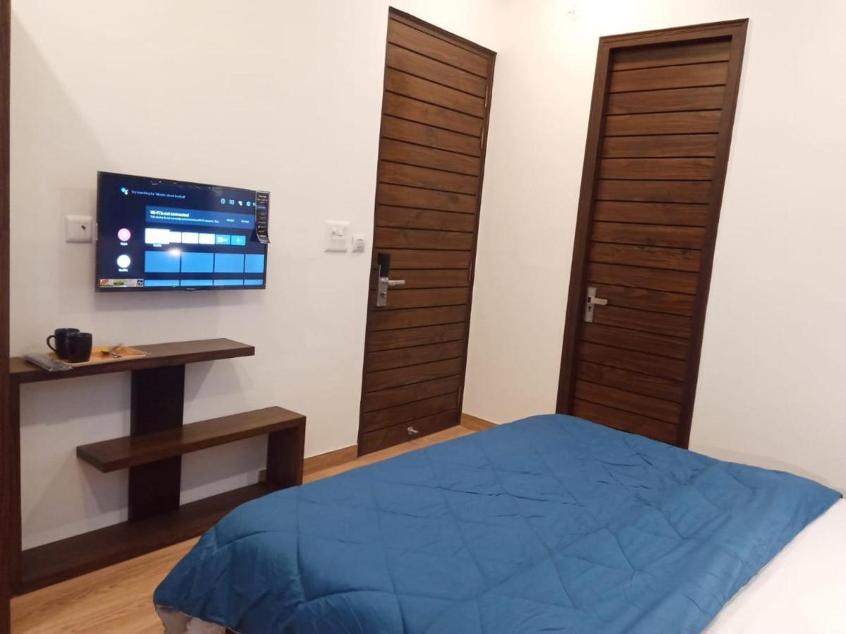 Joey'S Hostel Rishīkesh Екстериор снимка